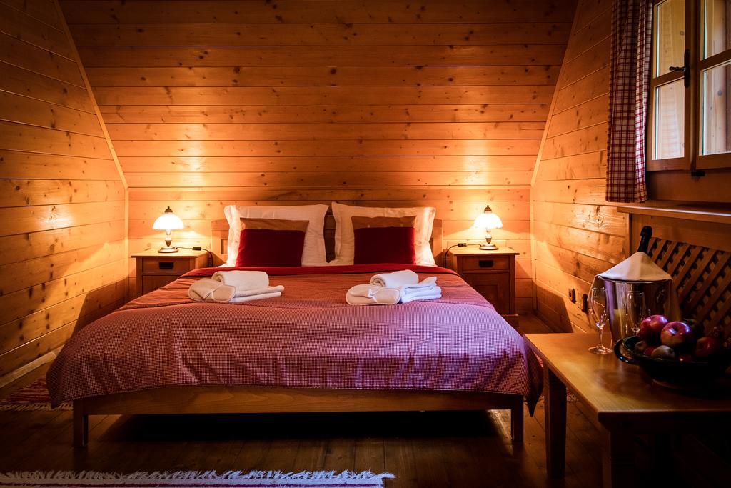 Hotel****Liptovsky Dvor Liptovský Ján 外观 照片