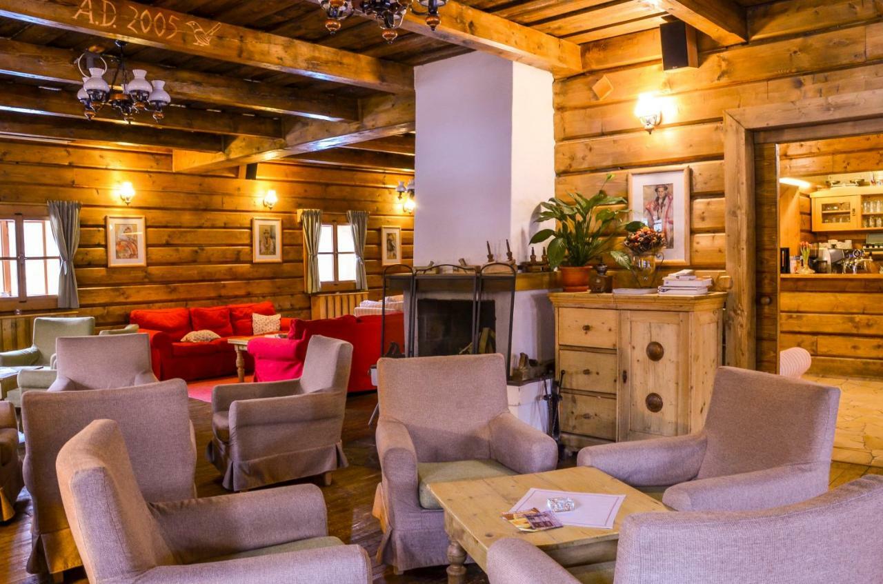 Hotel****Liptovsky Dvor Liptovský Ján 外观 照片